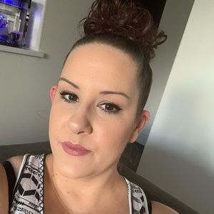 Meet your Posher, Christa